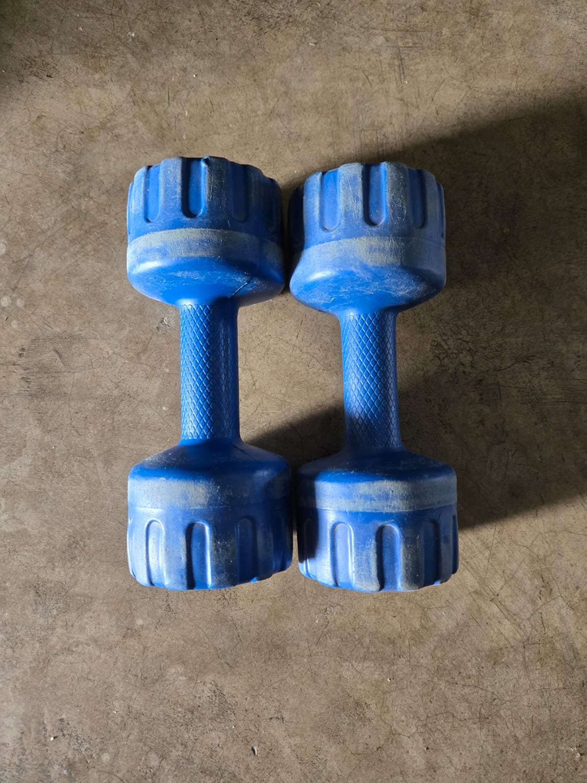 2kg dumbbells